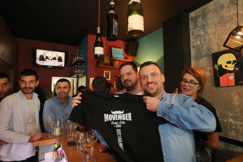 Movember 2019 - kolektivno brijanje